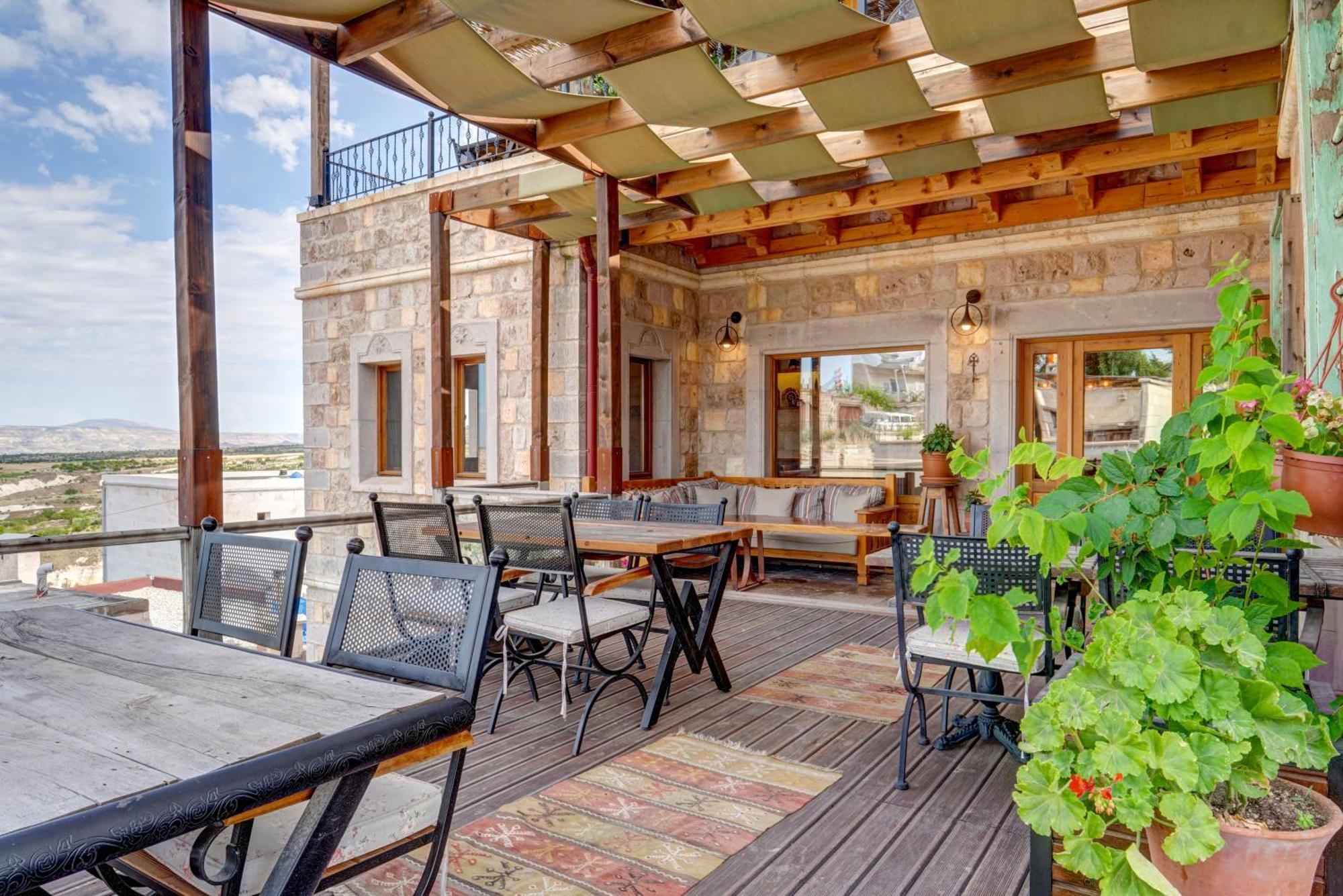 Vasil Cave Hotel Uchisar Exterior photo